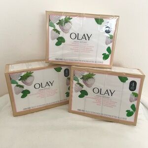 OLAY Fresh Outlast White Strawberry & Mint Bar Soap 3 packs, 12 Soap Bars Total